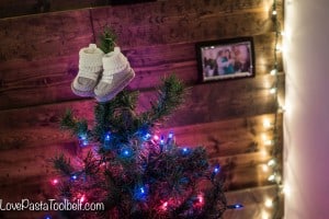 Sharing all the details of our Christmas Gender Reveal and how to plan your own- Love, Pasta and a Tool Belt | Baby | Pregnancy | Gender Reveal | Party Ideas | Baby Girl | Baby Boy |