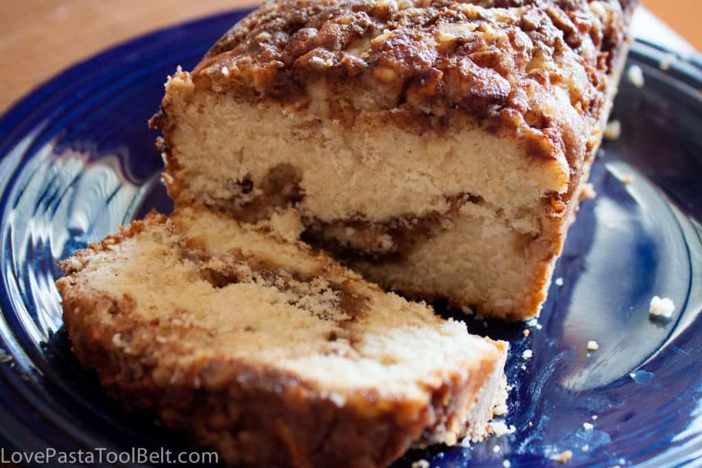 Apple Cinnamon Bread- Love, Pasta and a Tool Belt | apples | bread | desserts | breakfast | recipes |