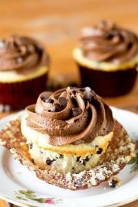 Chocolate-Chip-Cupcakes-From-Scratch-Recipe-2