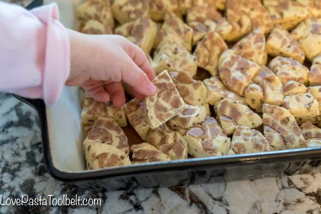 Cinnamon-Roll-French-Toast-Casserole