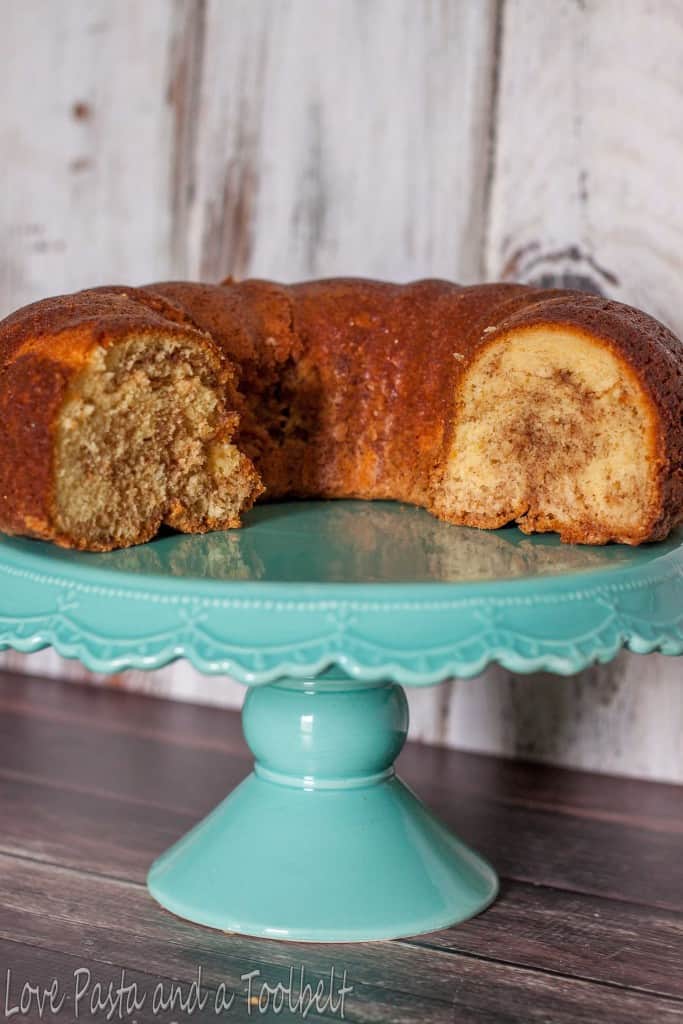 Coffee Cake- Love, Pasta and a Tool Belt | cake | desserts | recipes | food | cake recipes | coffee cake |