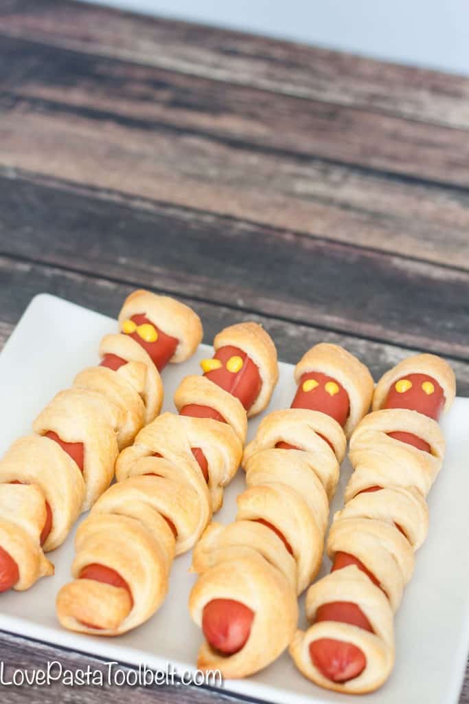 Crescent Roll Mummy Dogs1