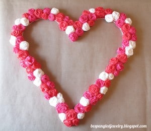 DIY Crepe Paper Rosette Heart Frame