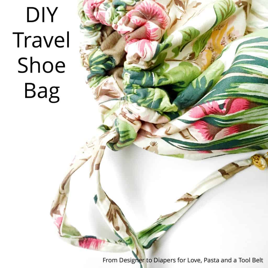 Make packing for travel easier with these DIY Travel Shoe Bags from my contributor Emily! Click thru for the tutorial or Repin to save for later!