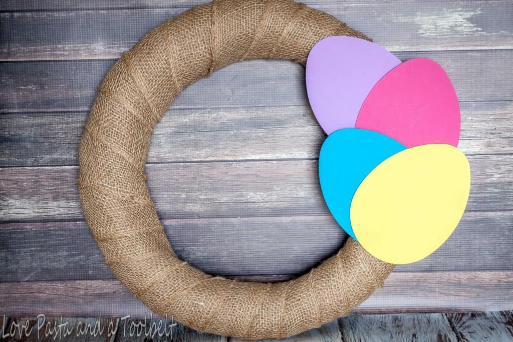 Easy Easter Wreath- Love, Pasta and a Tool Belt | Easter | Wreath | DIY | Crafts | Easter Wreath |