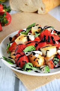 Honey & Strawberry Panzanella Salad- The Housewife in Training Files