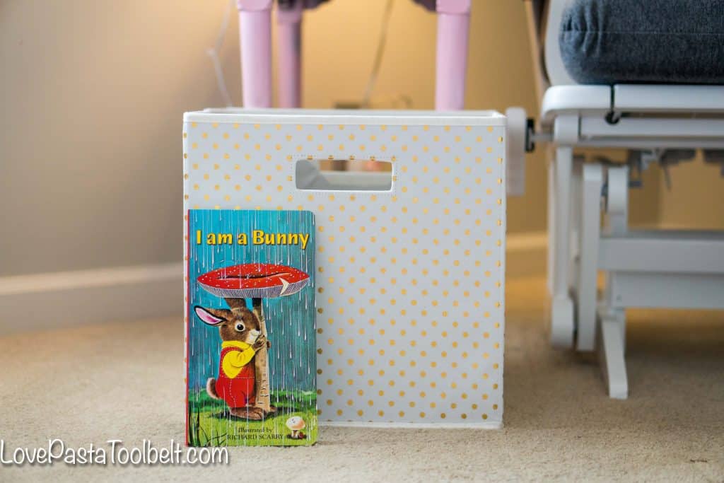 Instilling the love to read in my little girl is very important to me. I created a cozy reading corner so she would have a spot to enjoy reading books and I wanted to share with you How to Create a Cozy Reading Corner so you can make one too! 