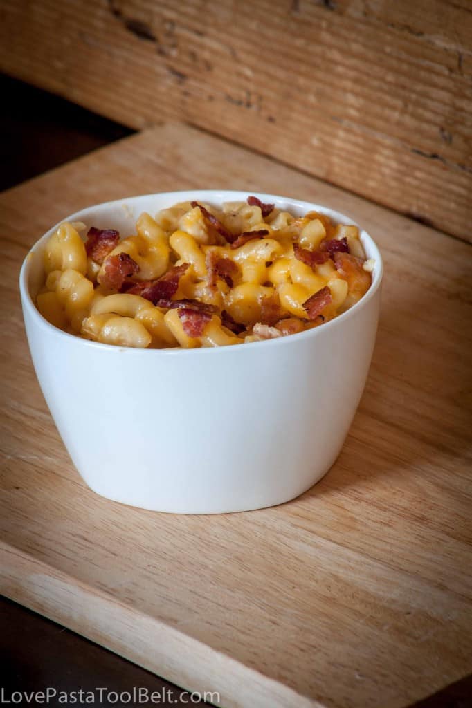 Bacon Mac-n-Cheese with Kraft Coupons- Love, Pasta and a Tool Belt