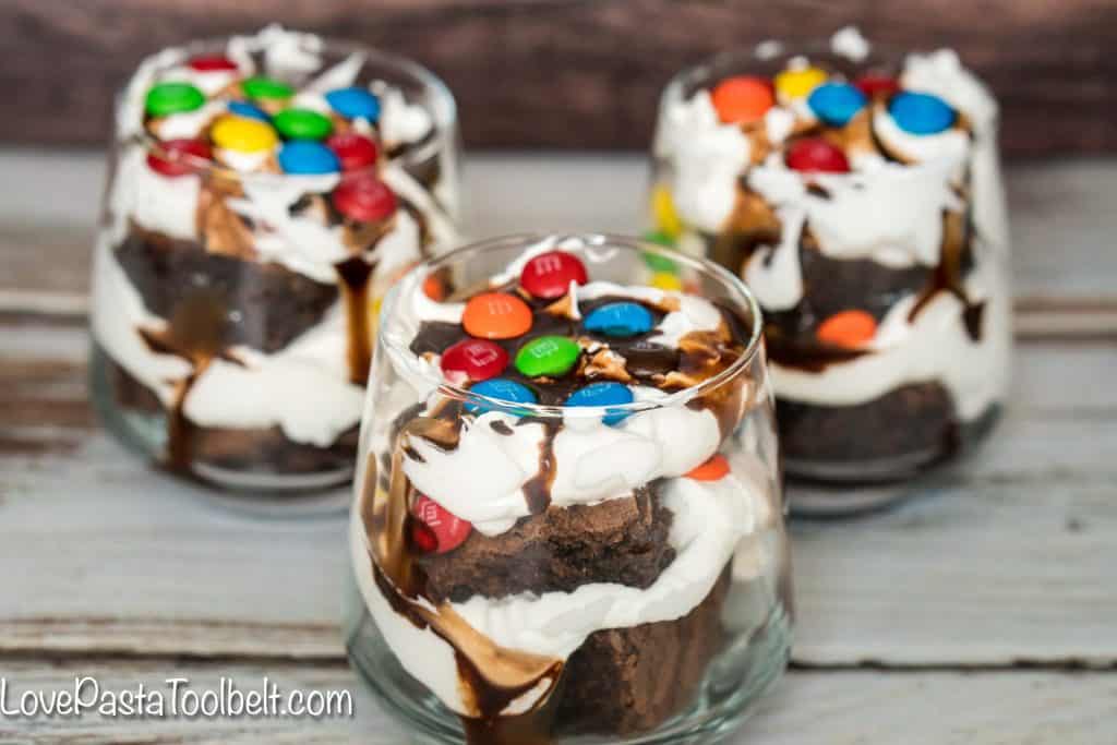 Game day treats don't get much easier or more delicious than these Easy M&M'S® Brownie Trifles {sponsored}