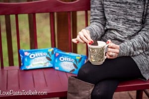 Today I've got 5 Ways to Maintain Sanity During the Holiday Season with OREO Thins! - Love, Pasta and a Tool Belt #OREOThinsAreIn #ad