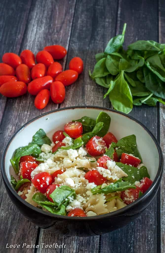 Spinach and Tomato Pasta Salad is a great summer recipe- Love, Pasta and a Tool Belt | recipes | pasta salad | dinner | lunch | 