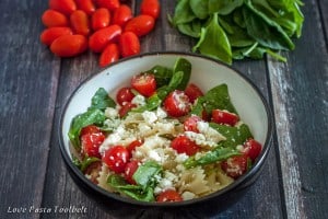 Spinach and Tomato Pasta Salad is a great summer recipe- Love, Pasta and a Tool Belt | recipes | pasta salad | dinner | lunch |