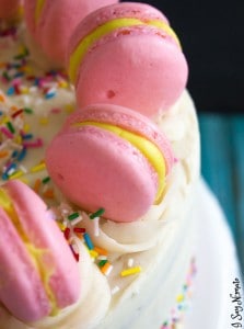 Enjoy a fun treat with these Pink Lemonade Macarons. Click thru for the recipe or Repin to save for later!