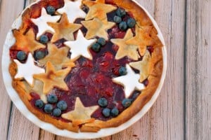 Red-White-and-Blue-Cherry-Pie-Recipe-1024x682