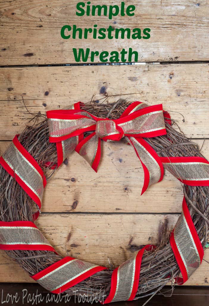 Simple Christmas Wreath is an easy DIY project for your Christmas decor- Love, Pasta and a Tool Belt | DIY | Wreaths | Christmas | Crafts | Decorations | Decor | 