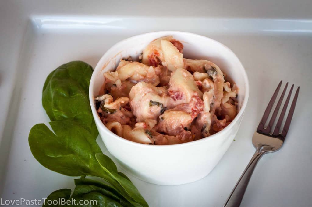 Spinach Tomato Tortellini- Love, Pasta and a Tool Belt