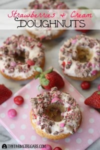 Strawberries-Cream-Doughnuts-Pinterest