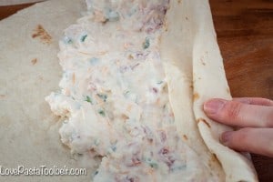 Prepare these Game Day Tortilla Rolls ahead of time for a great appetizer! - Love, Pasta and a Tool Belt #YesYouCAN {ad} | appetizers | food | football | recipes |