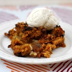 cinnamon apple dump cake