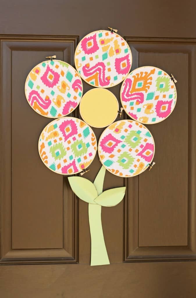 23 Beautiful Spring Wreaths - Love, Pasta, and a Tool Belt