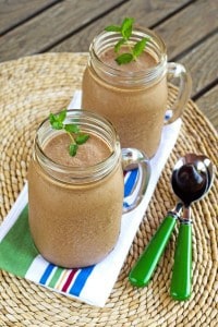 paleo-chocolate-coconut-smoothie-600x900-2